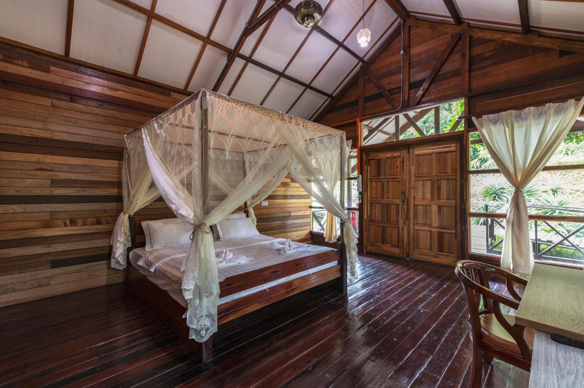Borneo Sepilok Rainforest Resort Екстер'єр фото