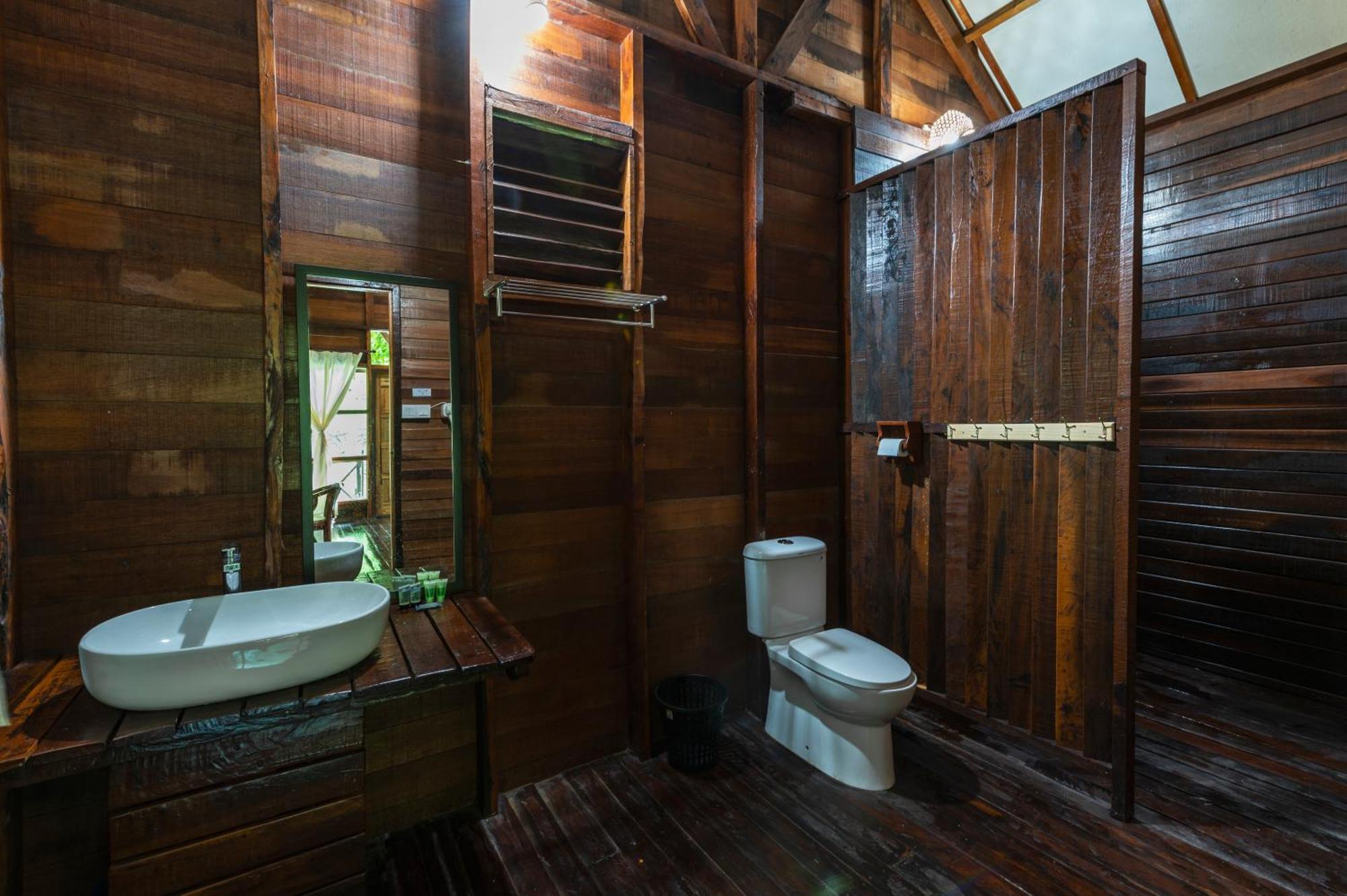Borneo Sepilok Rainforest Resort Екстер'єр фото