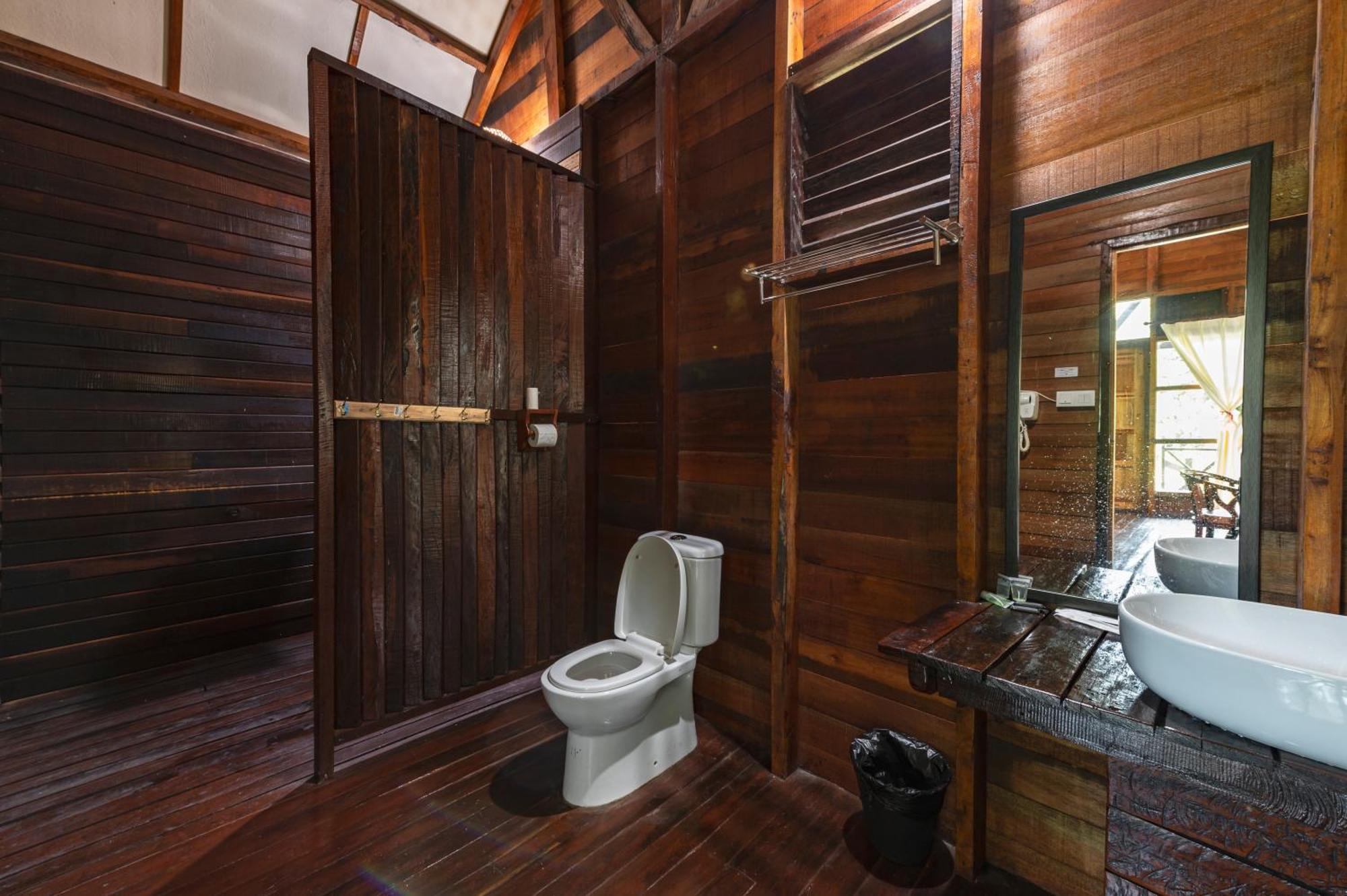 Borneo Sepilok Rainforest Resort Екстер'єр фото